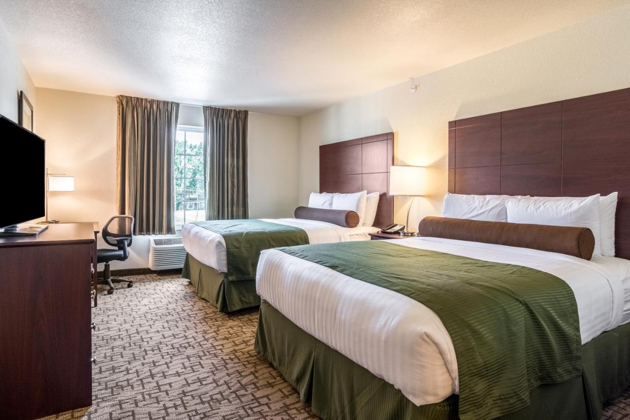 Cobblestone Hotel & Suites - Торрингтон Экстерьер фото