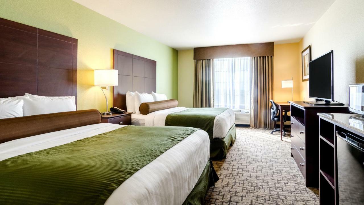Cobblestone Hotel & Suites - Торрингтон Экстерьер фото